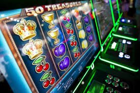 casino bdt player guide showing thoughtful mobile entertainment habits